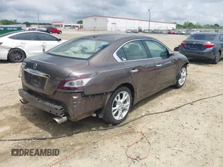 2013 Nissan Maxima SV z VIN 1N4AA5AP9DC816466, wystawiony jako IAAI lot #42141189 z przebiegiem 185 037 mil mil oraz . Historia ofert i sprzedaży dostępna na DreamBid. Obrazek 4.