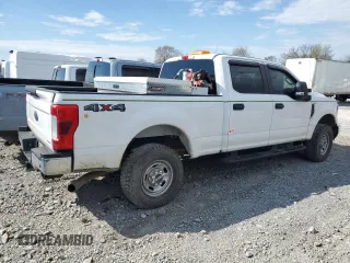 2018 Ford F-250 XL z VIN 1FT7W2B61JEB98361, wystawiony jako Copart lot #48958705 z przebiegiem 187 094 mil mil oraz Szkoda całkowita • Salvage title. Historia ofert i sprzedaży dostępna na DreamBid. Obrazek 3.