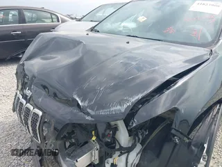 2020 Jeep Cherokee Latitude z VIN 1C4PJMCB7LD546629, wystawiony jako IAAI lot #41823908 z przebiegiem 24 897 mil mil oraz . Historia ofert i sprzedaży dostępna na DreamBid. Obrazek 15.