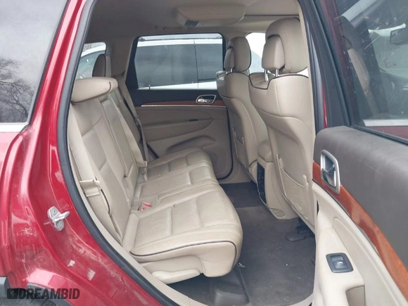 2011 Jeep Grand Cherokee Overland with VIN 1J4RR6GT6BC605300, listed as a IAAI auction lot 41504528 with 204,412 mi miles. Bid and sale history available at carsss.com. Image 8.