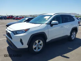 2021 Toyota RAV4 XLE with VIN 2T3P1RFV5MC152149, listed as a IAAI auction lot 42588310 with 41,075 mi miles and . Bid and sale history available at DreamBid. Image 2.