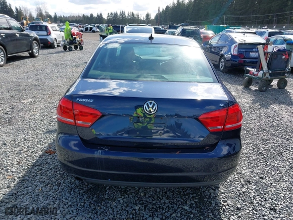 2012 Volkswagen Passat SE with VIN 1VWBP7A3XCC019290, listed as a IAAI auction lot 41728353 with 117,281 mi miles. Bid and sale history available at carsss.com. Image 17.