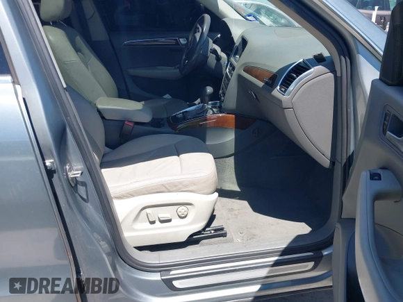 2010 Audi Q5 Premium Plus с VIN WA1LKAFP2AA083406, выставлен на аукционе IAAI как лот 42312943 с пробегом 226 001 миль миль и . История ставок и продаж доступна на DreamBid. Изображение 5.