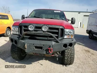 2001 Ford F-350 XL with VIN 1FTSW31F51EA66477, listed as a Copart auction lot 48676355 with 301,197 mi miles and Salvage title. Bid and sale history available at DreamBid. Image 11.