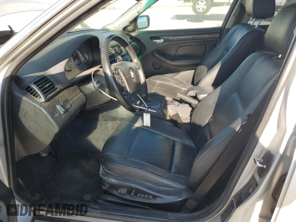 2001 BMW 3 Series 330i with VIN WBAAV53451FJ71310, listed as a Copart auction lot 42214815 with 228,645 mi miles and Salvage Title. Bid and sale history available at carsss.com. Image 7.