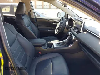 2019 Toyota RAV4 XLE Premium with VIN 2T3A1RFV4KW078806, listed as a IAAI auction lot 41877504 with 99,017 mi miles. Bid and sale history available at carsss.com. Image 5.