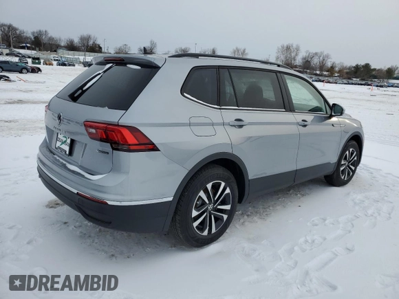 2024 Volkswagen Tiguan S with VIN 3VVFB7AX3RM165819, listed as a Copart auction lot 44740345 with Not provided miles and Salvage title. Bid and sale history available at DreamBid. Image 3.
