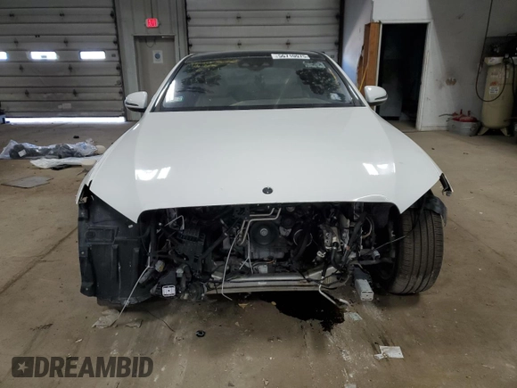 2018 Mercedes-Benz E 300 z VIN WDDZF4KB1JA426955, wystawiony jako Copart lot #56710075 z przebiegiem 47 608 mil mil oraz Czysty tytuł • Clean title. Historia ofert i sprzedaży dostępna na DreamBid. Obrazek 5.