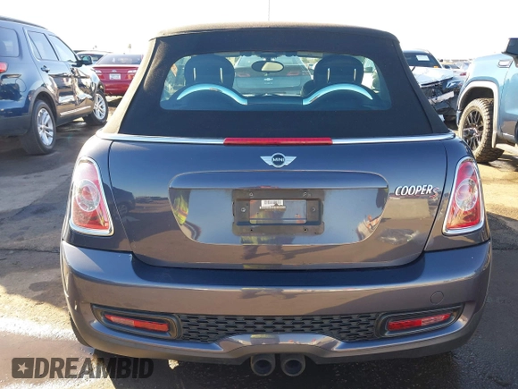 2012 MINI Convertible S with VIN WMWZP3C53CT550336, listed as a IAAI auction lot 40857283 with 51,111 mi miles and . Bid and sale history available at DreamBid. Image 17.