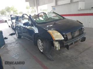 2007 Nissan Sentra S с VIN 3N1AB61E07L666139, выставлен на аукционе IAAI как лот 42381329 с пробегом 121 704 миль миль и . История ставок и продаж доступна на DreamBid. Изображение 1.