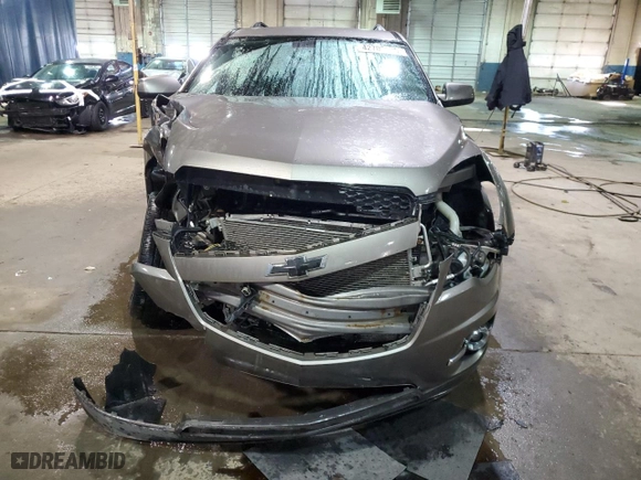 2011 Chevrolet Equinox LT w/2LT with VIN 2CNFLNE51B6472748, listed as a Copart auction lot 42705525 with 102,199 mi miles and Clean Title. Bid and sale history available at carsss.com. Image 5.
