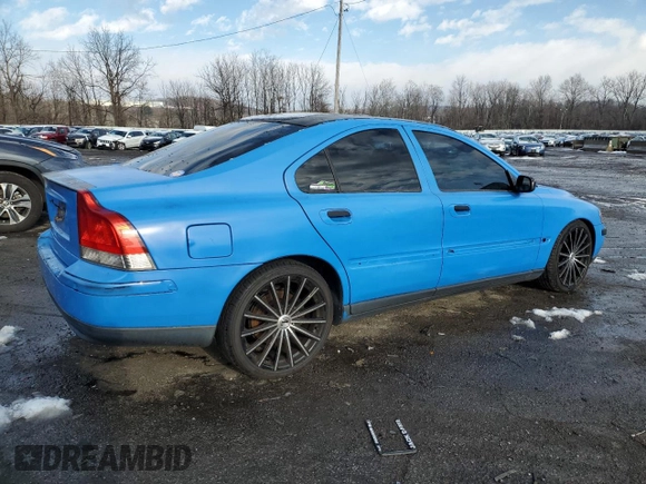 2004 Volvo S60 with VIN YV1RS61T642323471, listed as a Copart auction lot 83205844 with 193,096 mi miles and Salvage Title. Bid and sale history available at carsss.com. Image 3.