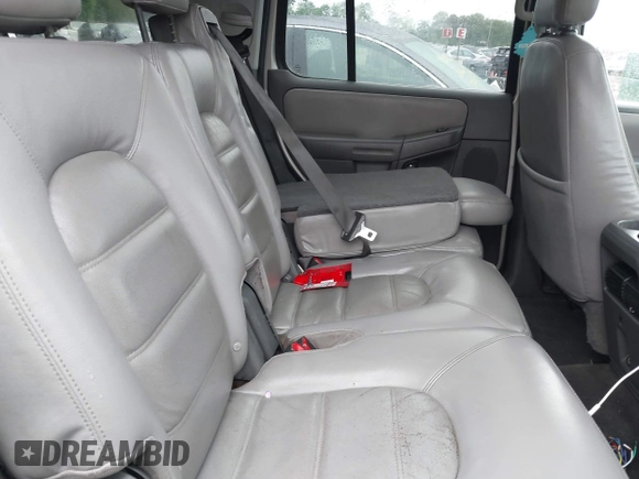 2005 Ford Explorer XLT с VIN 1FMZU63E95UA19907, выставлен на аукционе IAAI как лот 42456885 с пробегом 138 853 миль миль и . История ставок и продаж доступна на DreamBid. Изображение 8.