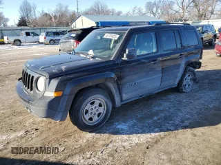2017 Jeep Patriot Sport SE with VIN 1C4NJPBA0HD201256, listed as a Copart auction lot 45723425 with 163,427 mi miles and Salvage title. Bid and sale history available at DreamBid. Image 1.