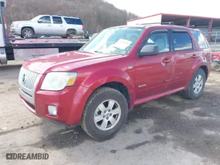 2008 Mercury Mariner with VIN 4M2CU91168KJ51836, listed as a IAAI auction lot 41891034 with 200,292 mi miles. Bid and sale history available at carsss.com. Image 2.