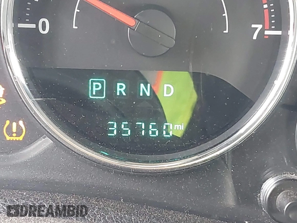 2017 Jeep Wrangler Sport z VIN 1C4AJWAG0HL754381, wystawiony jako IAAI lot #42366858 z przebiegiem 35 760 mil mil oraz . Historia ofert i sprzedaży dostępna na DreamBid. Obrazek 15.
