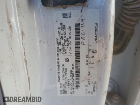 2017 Ford F-550 XL z VIN 1FD0W5HT2HED19906, wystawiony jako Copart lot #79217614 z przebiegiem Nie podano mil oraz Szkody całkowita. Historia ofert i sprzedaży dostępna na DreamBid. Obrazek 12.