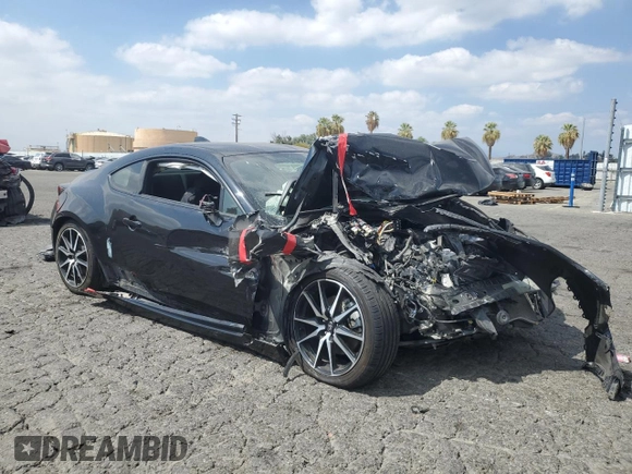 2022 Toyota 86 z VIN JF1ZNBC14N8751299, wystawiony jako Copart lot #72437694 z przebiegiem 38 185 mil mil oraz Nie do naprawy • Non repairable. Historia ofert i sprzedaży dostępna na DreamBid. Obrazek 4.
