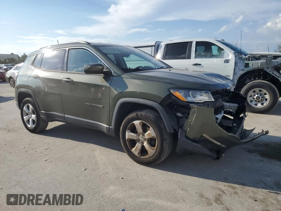 2018 Jeep Compass Latitude with VIN 3C4NJDBB7JT231278, listed as a Copart auction lot 72057934 with 54,039 mi miles and Salvage Title. Bid and sale history available at DreamBid. Image 4.