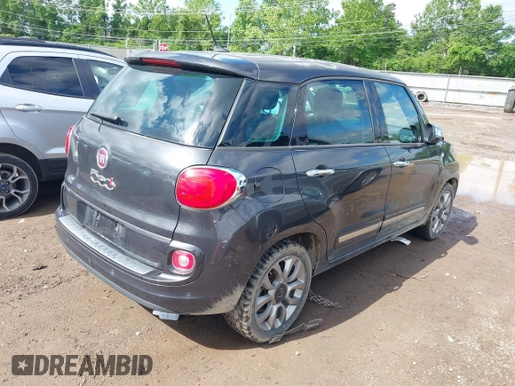 2015 FIAT 500L Lounge z VIN ZFBCFACH6FZ035281, wystawiony jako IAAI lot #42306531 z przebiegiem 99 810 mil mil oraz . Historia ofert i sprzedaży dostępna na DreamBid. Obrazek 4.