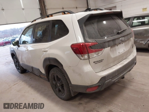 2024 Subaru Forester Wilderness with VIN JF2SKAJC4RH434391, listed as a IAAI auction lot 41390511 with 19,136 mi miles. Bid and sale history available at carsss.com. Image 3.