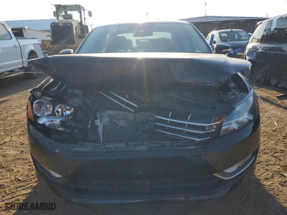 2014 Volkswagen Passat SEL Premium with VIN 1VWCS7A35EC021325, listed as a Copart auction lot 71020814 with 73,982 mi miles and Salvage Title. Bid and sale history available at carsss.com. Image 5.