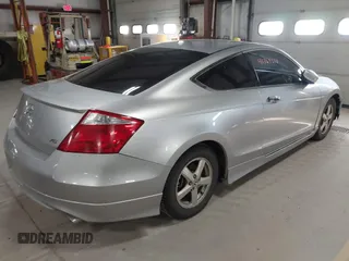 2008 Honda Accord EX-L z VIN 1HGCS22848A800636, wystawiony jako IAAI lot #41769501 z przebiegiem 163 962 mil mil oraz . Historia ofert i sprzedaży dostępna na DreamBid. Obrazek 4.