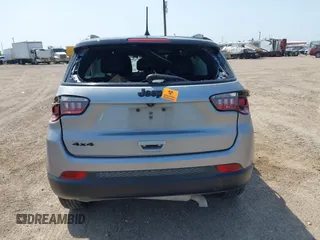 2023 Jeep Compass Latitude z VIN 3C4NJDBN4PT503269, wystawiony jako IAAI lot #41912204 z przebiegiem Nie podano mil oraz . Historia ofert i sprzedaży dostępna na DreamBid. Obrazek 15.