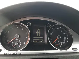 2014 Volkswagen CC R-Line с VIN WVWBP7AN5EE527629, выставлен на аукционе Copart как лот 50788125 с пробегом 70 765 миль миль и Списание • Salvage title. История ставок и продаж доступна на DreamBid. Изображение 9.