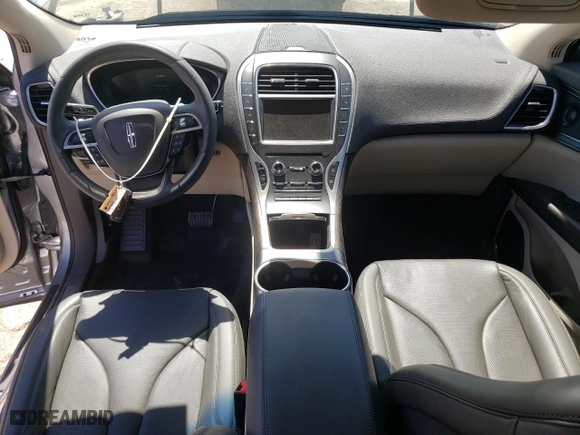2020 Lincoln Nautilus Reserve with VIN 2LMPJ8KP8LBL18861, listed as a Copart auction lot 44772663 with 24,927 mi miles. Bid and sale history available at carsss.com. Image 8.
