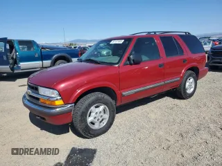 2000 Chevrolet Blazer LS with VIN 1GNDT13W4YK255479, listed as a Copart auction lot 64107485 with 114,892 mi miles and Clean title. Bid and sale history available at DreamBid. Image 1.