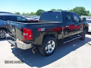 2009 Chevrolet Silverado 1500 LT with VIN 3GCEK23M59G190316, listed as a IAAI auction lot 42087025 with 175,998 mi miles and . Bid and sale history available at DreamBid. Image 4.