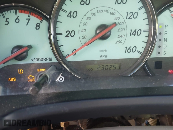 2005 Toyota Solara SE with VIN 4T1CA38P85U048922, listed as a IAAI auction lot 41518775 with 230,253 mi miles. Bid and sale history available at carsss.com. Image 7.