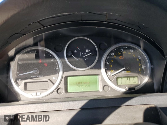 2008 Land Rover LR3 HSE with VIN SALAG25488A451117, listed as a Copart auction lot 46314745 with 135,135 mi miles and Salvage title. Bid and sale history available at DreamBid. Image 9.