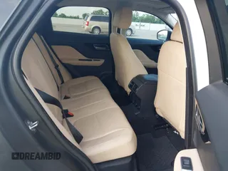2017 Jaguar F-Pace 35t Premium z VIN SADCJ2BV1HA091773, wystawiony jako IAAI lot #42289518 z przebiegiem 130 935 mil mil oraz . Historia ofert i sprzedaży dostępna na DreamBid. Obrazek 8.