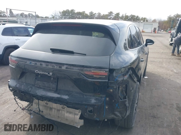 2019 Porsche Cayenne S z VIN WP1AB2AYXKDA62661, wystawiony jako IAAI lot #41622201 z przebiegiem 66 848 mil mil oraz . Historia ofert i sprzedaży dostępna na DreamBid. Obrazek 4.