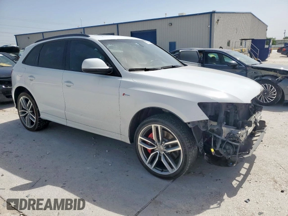 2016 Audi SQ5 Premium Plus with VIN WA1CCAFP0GA015076, listed as a Copart auction lot 57091295 with 136,573 mi miles and Salvage title. Bid and sale history available at DreamBid. Image 4.