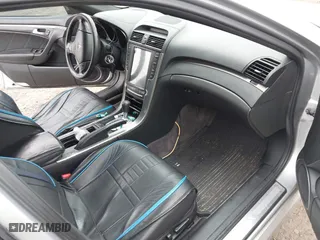 2008 Acura TL Type-S with VIN 19UUA76518A026625, listed as a IAAI auction lot 41901323 with 203,472 mi miles. Bid and sale history available at carsss.com. Image 5.