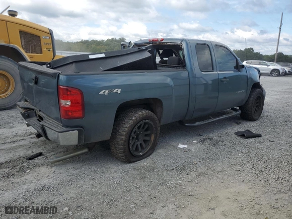 2009 Chevrolet Silverado 1500 Work Truck with VIN 1GCEK19C19Z285528, listed as a Copart auction lot 70892354 with 173,964 mi miles and Salvage Title. Bid and sale history available at carsss.com. Image 3.