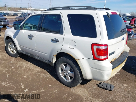 2011 Ford Escape XLT with VIN 1FMCU0D77BKB45161, listed as a IAAI auction lot 41890058 with 263,786 mi miles. Bid and sale history available at carsss.com. Image 3.