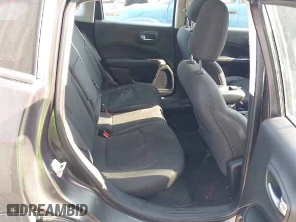 2018 Jeep Compass Sport с VIN 3C4NJCAB0JT233112, выставлен на аукционе IAAI как лот 42580222 с пробегом 96 280 миль миль и . История ставок и продаж доступна на DreamBid. Изображение 8.