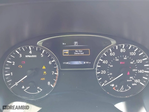2016 Nissan Pathfinder S with VIN 5N1AR2MN6GC619315, listed as a IAAI auction lot 41732515 with 171240 miles. Bid and sale history available at carsss.com. Image 7.