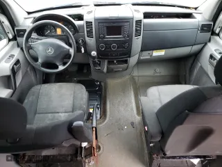 2017 Mercedes-Benz Sprinter Crew Van with VIN WD4FE8CD8HP574993, listed as a Copart auction lot 51812725 with 123,499 mi miles and Salvage Title. Bid and sale history available at carsss.com. Image 8.