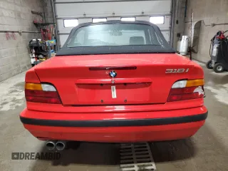 1995 BMW 3 Series 318i z VIN WBABK5322SEC85089, wystawiony jako Copart lot #58808065 z przebiegiem 79 477 mil mil oraz Szkoda całkowita • Salvage title. Historia ofert i sprzedaży dostępna na DreamBid. Obrazek 6.