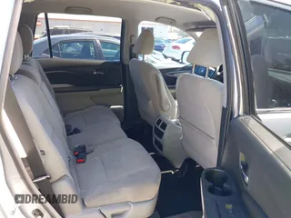 2016 Honda Pilot EX with VIN 5FNYF6H35GB001112, listed as a IAAI auction lot 42040410 with 206,424 mi miles. Bid and sale history available at carsss.com. Image 8.