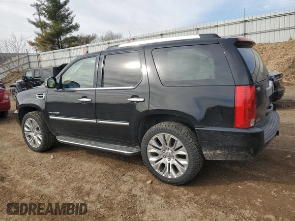 2012 Cadillac Escalade Luxury z VIN 1GYS4BEF4CR263477, wystawiony jako Copart lot #49687585 z przebiegiem 242 718 mil mil oraz Czysty tytuł • Clean title. Historia ofert i sprzedaży dostępna na DreamBid. Obrazek 2.