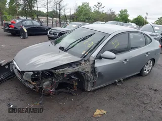2010 Hyundai Elantra GLS z VIN KMHDU4AD2AU129488, wystawiony jako IAAI lot #42373549 z przebiegiem 189 469 mil mil oraz . Historia ofert i sprzedaży dostępna na DreamBid. Obrazek 2.