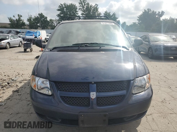 2004 Dodge Caravan SE with VIN 1D4GP24R94B596320, listed as a Copart auction lot 61077445 with 86,642 mi miles and Salvage title. Bid and sale history available at DreamBid. Image 5.