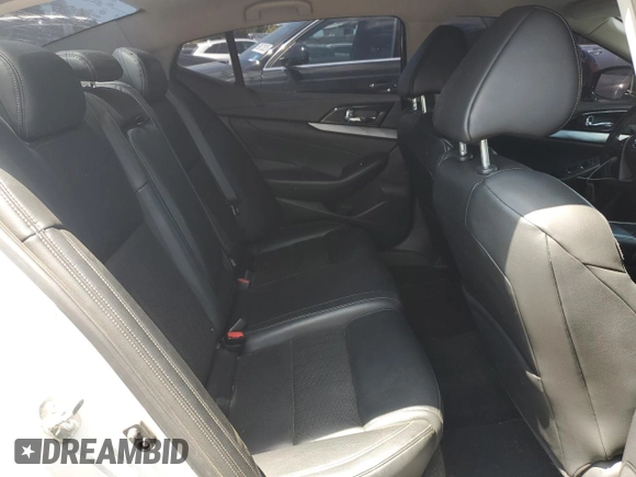 2017 Nissan Maxima Platinum with VIN 1N4AA6APXHC444065, listed as a Copart auction lot 58602495 with 93,446 mi miles and Salvage title. Bid and sale history available at DreamBid. Image 10.