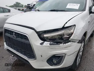 2015 Mitsubishi Outlander GT with VIN 4A4AR4AW5FE049655, listed as a IAAI auction lot 42352679 with 160,393 mi miles and . Bid and sale history available at DreamBid. Image 6.